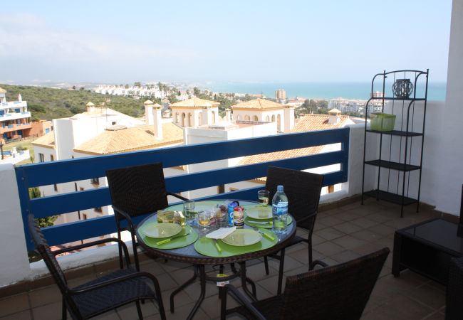Zapholiday - 2099 - Apartment for rent at Golf La Duquesa, Costa del Sol - terrace