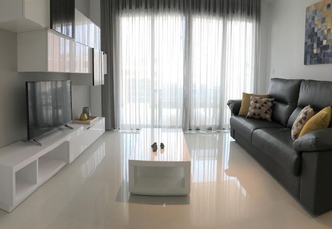 Zapholiday - 3022 - Mil Palmeras apartment, Costa Blanca - living room