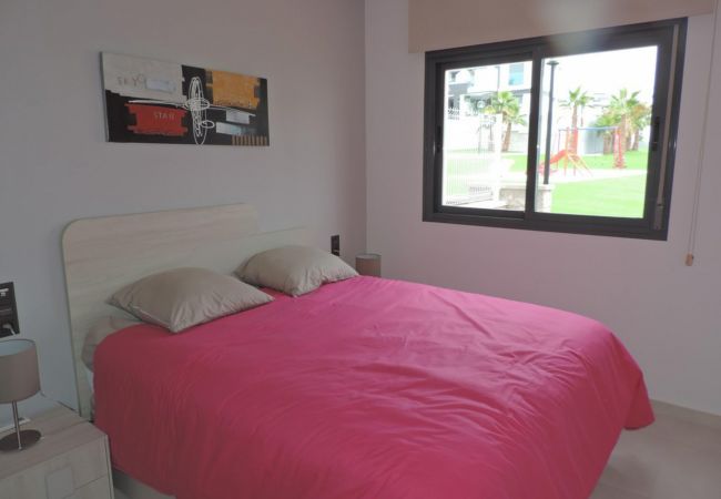 Zapholiday - 3023 - Punta Prima apartment, Costa Blanca - bedroom