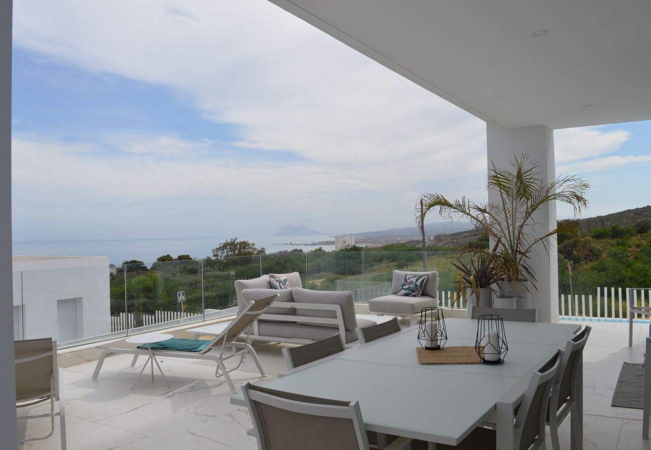 Villa in San Roque - Villa ELISEO 2400 private pool & sea view